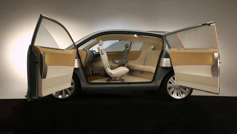 Интерьер Chrysler Akino Concept 2005 года  (фото 10 из 27)